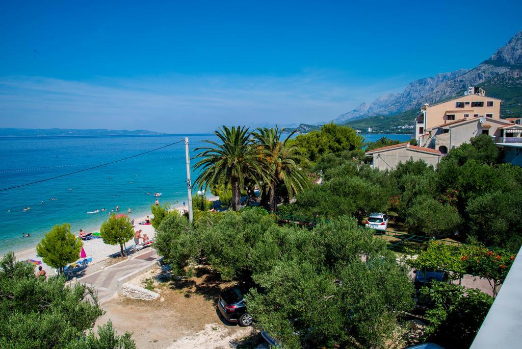 Waterfront Apartments - Tučepi Buitenkant foto